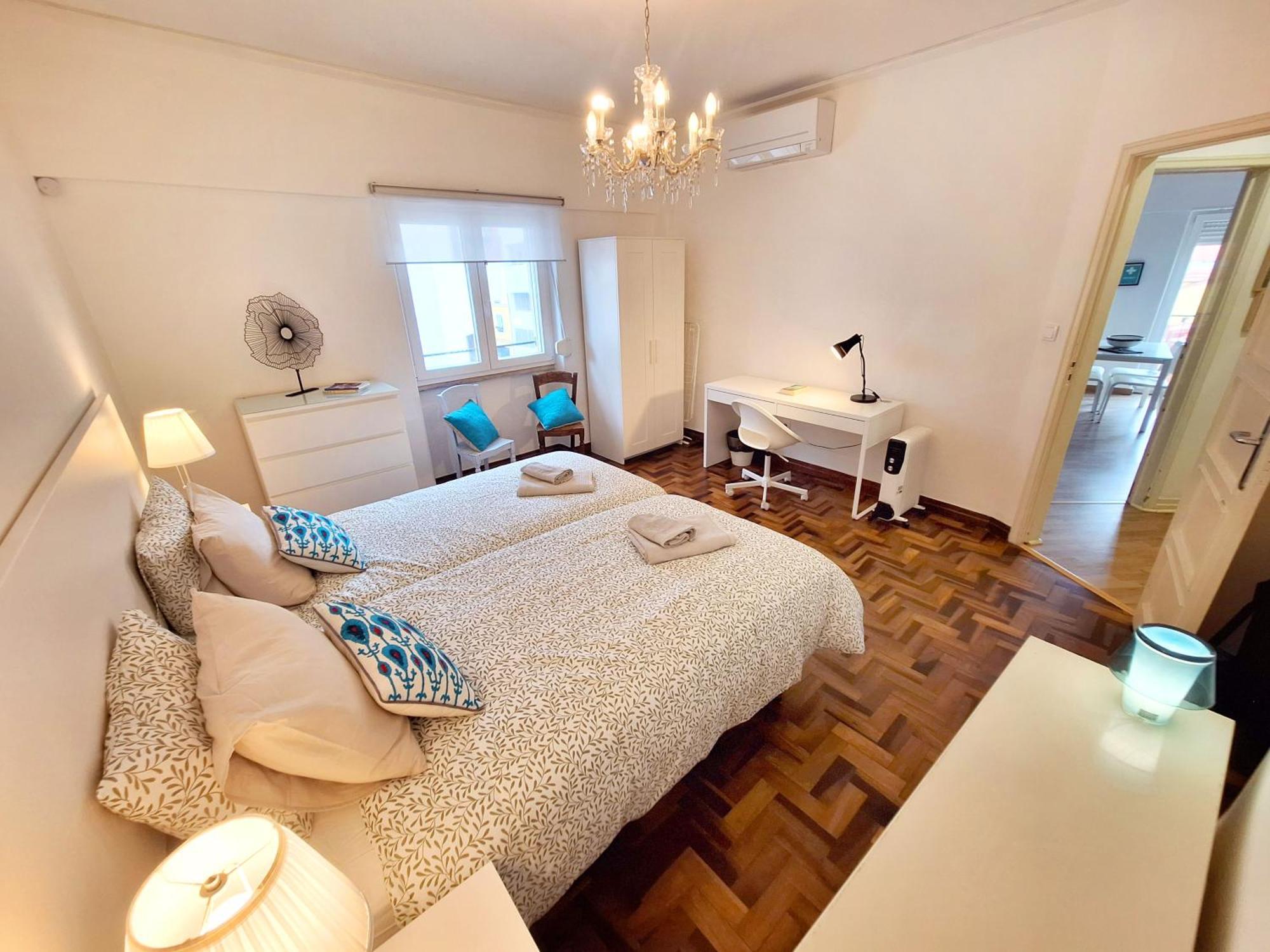 Luminous Apartment *